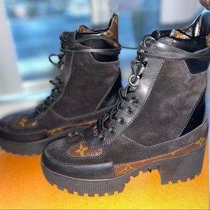 Louis vuitton leather boots
